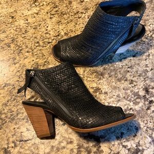 Paul Green peep toe booties. Style Cayanne in black.
